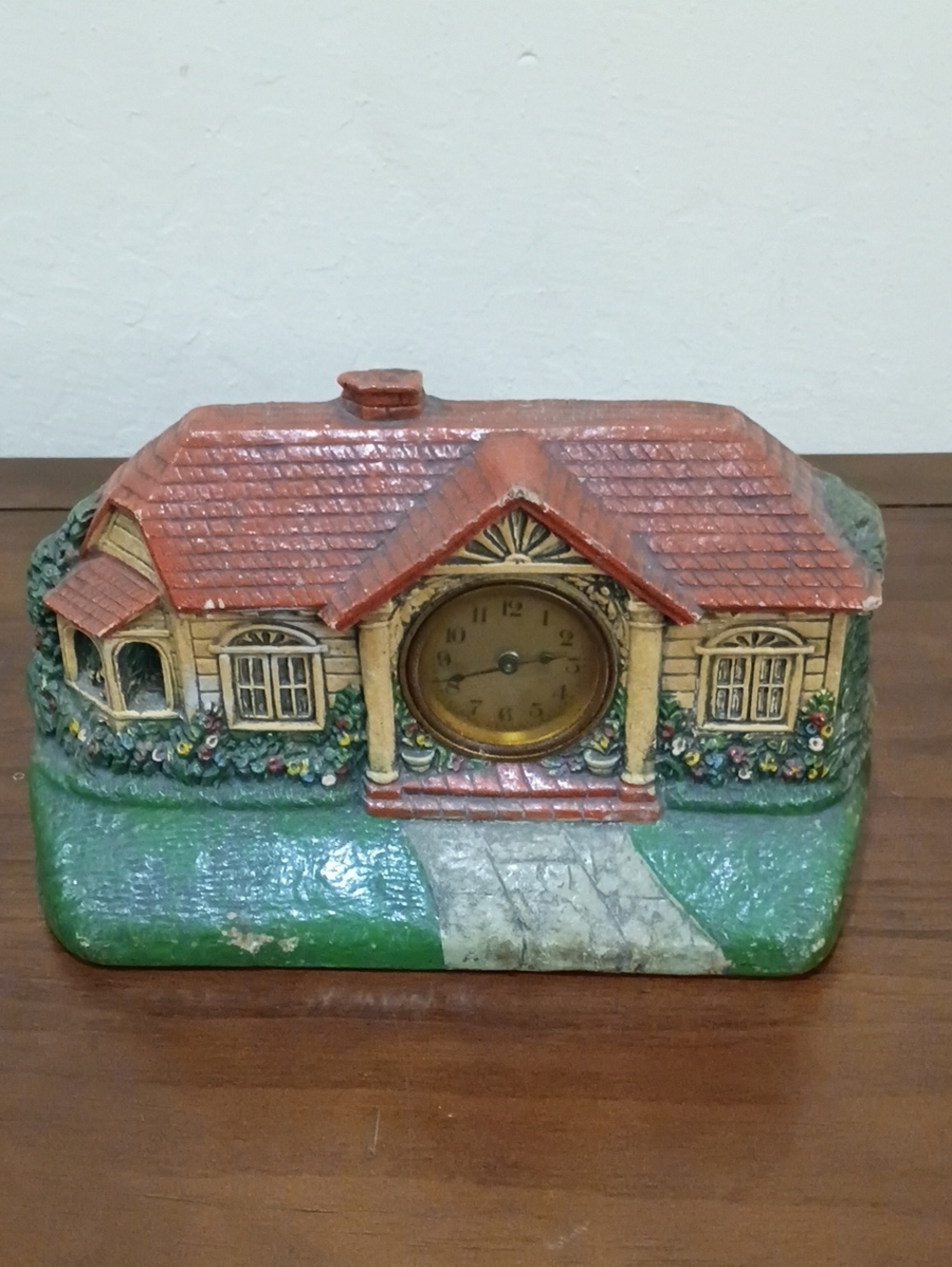 Deluxe Mfg. Bungalow Mantel Clock, Working! Vintage 1920s